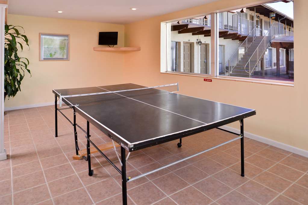 Lamplighter Inn Santa Fe Facilities photo