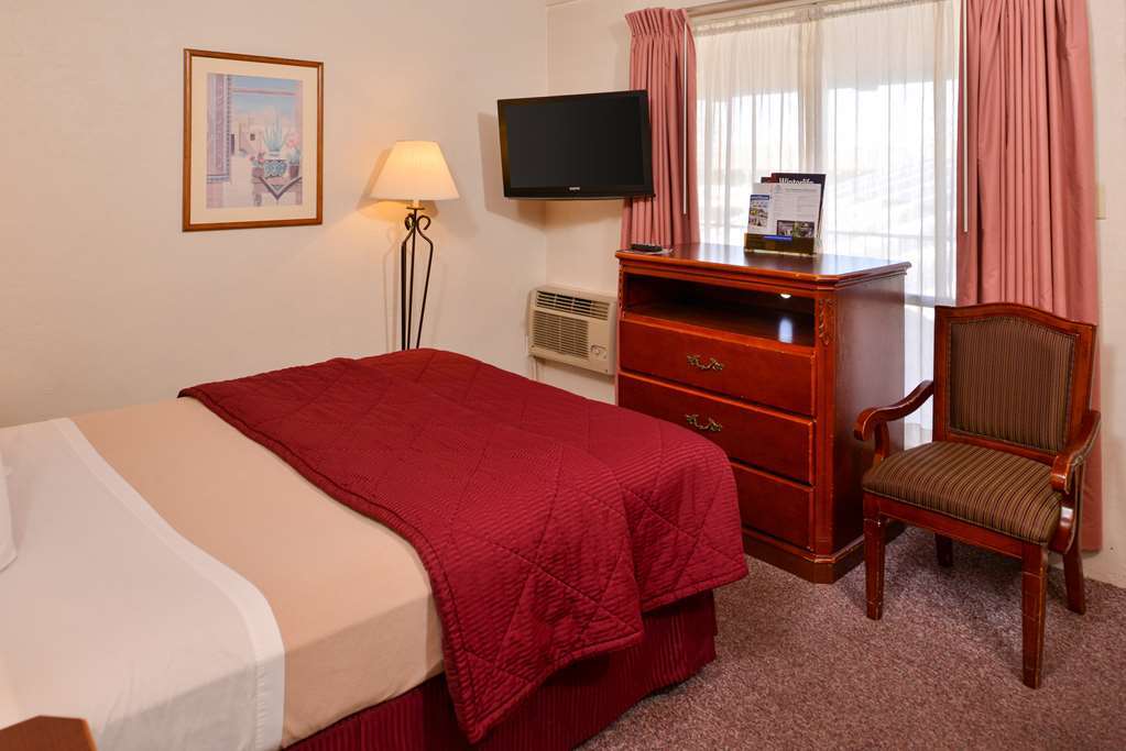 Lamplighter Inn Santa Fe Room photo